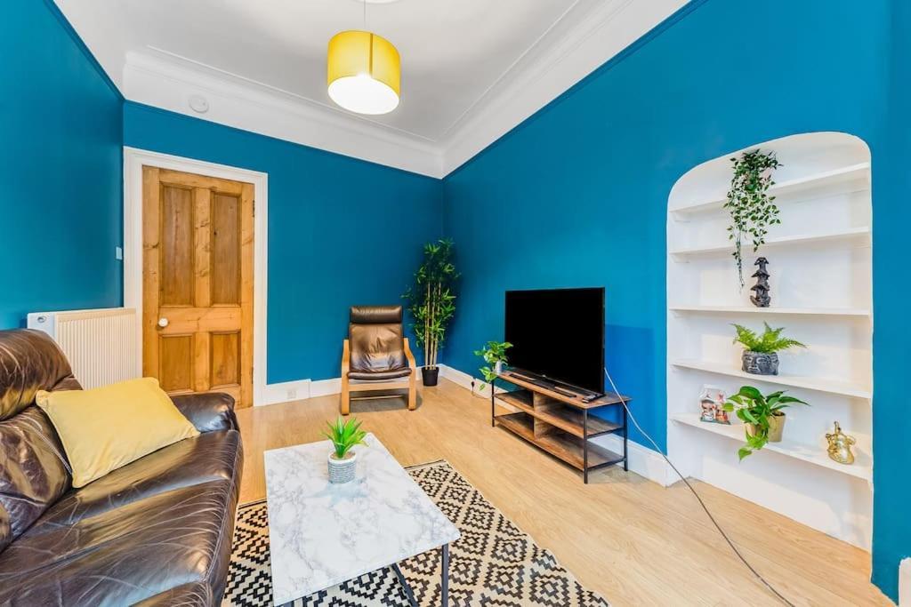 Traditional 1-Bed Flat In Southside Glasgow Exterior photo
